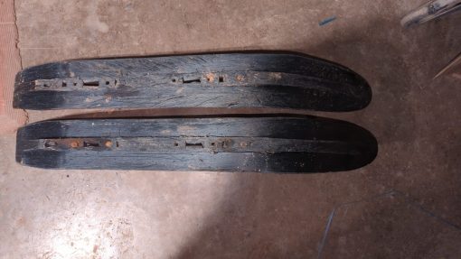 Yamaha Skis (Pair) - Image 3