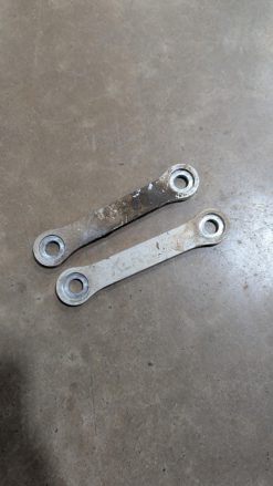 Alternative view of Kawasaki KLR 650 Lowering links