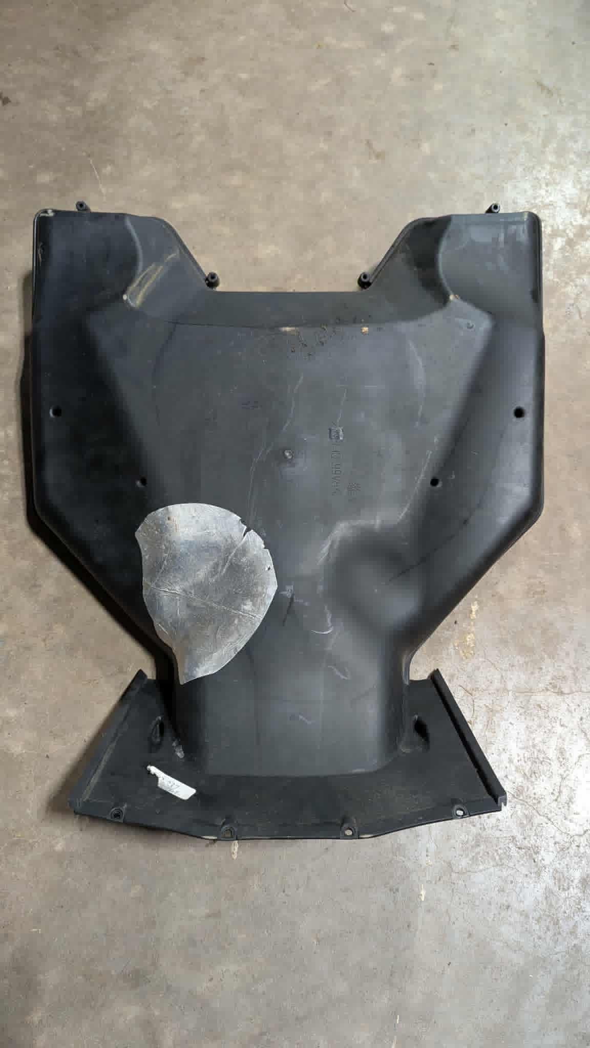 2012-16 AC XF8000 SNO PRO PLENUM,INTAKE-LOWER REAR