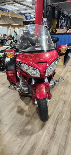 Alternative view of 2003 Goldwing Trike GL1800