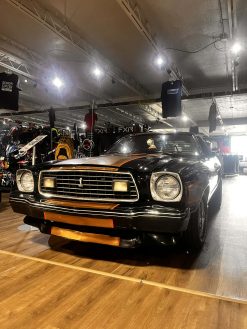 Alternative view of 1978 Ford Mustang 302 5 Speed