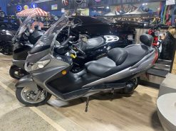 Alternative view of 2006 Suzuki Burgmann 400cc