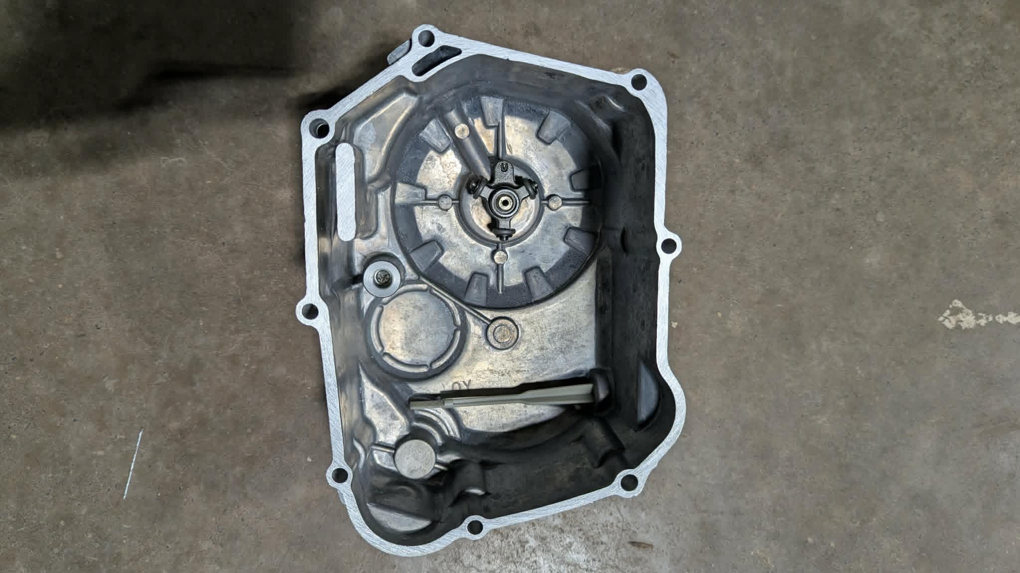 Blazer 125S Stator Cover - Image 3