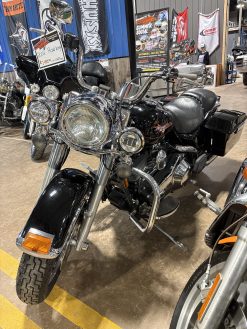 Alternative view of 2002 Harley Davidson Road King