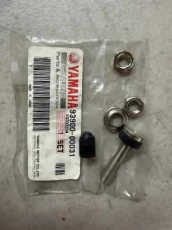2026 - YAMAHA - OEM RIM VALVE - (93900-00031-00)