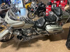 1999 Yamaha Venture Royal Star Touring - 25th Anniversary Edition - Image 3