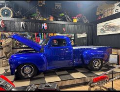 1949 Studebaker pickup with Chev 350