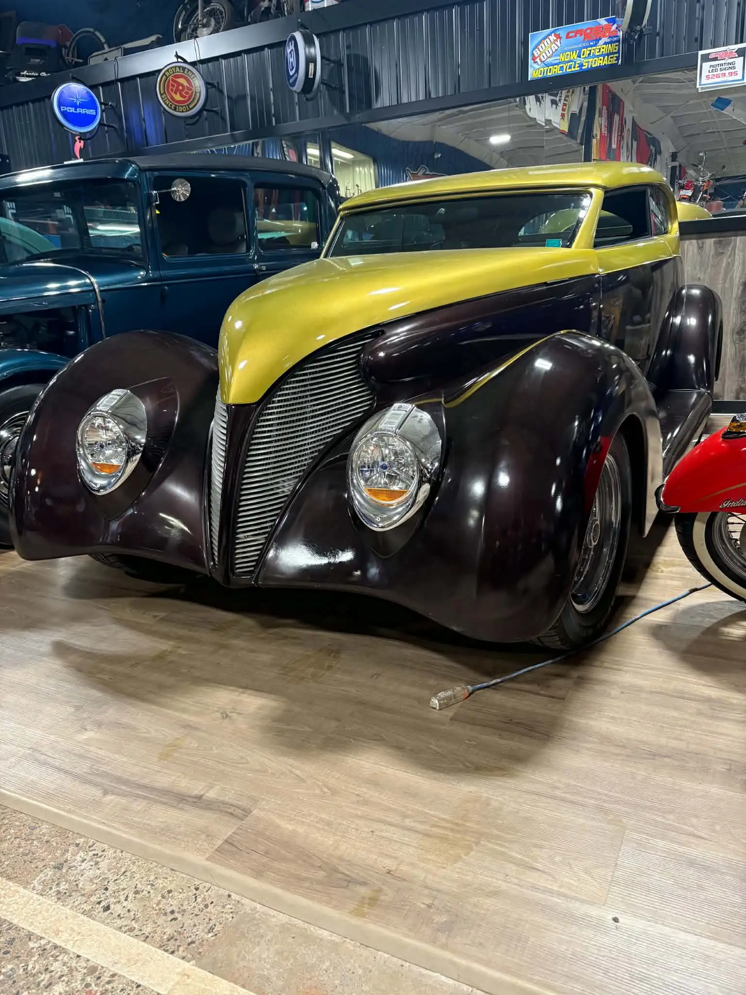 Alternative view of 1938 Chevrolet Coupe
